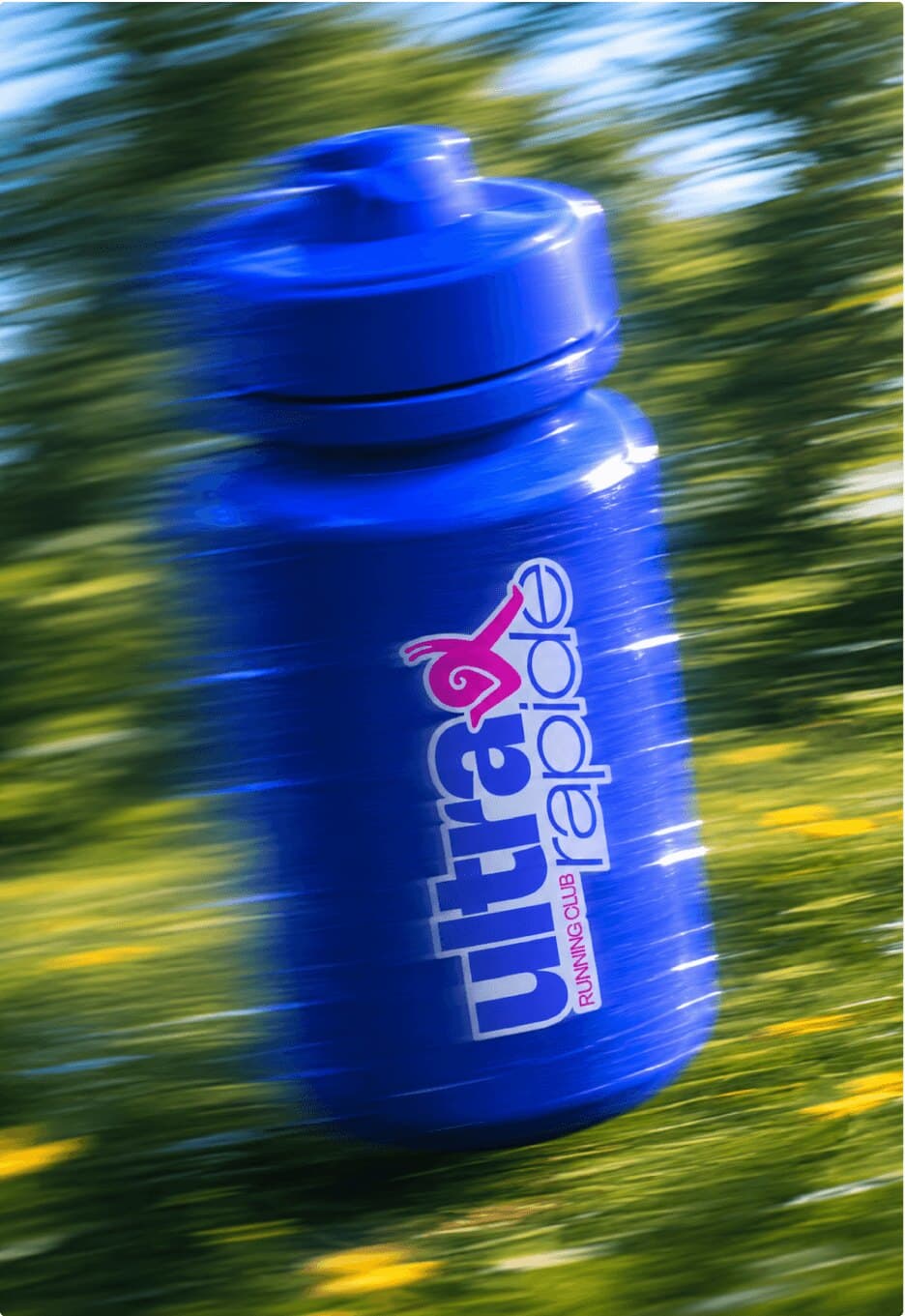 Blue Ultra Rapide water bottle in motion